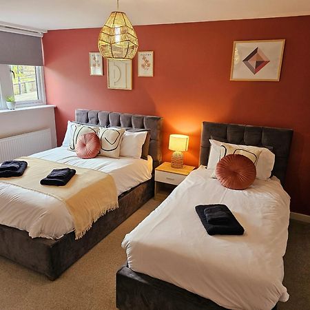 Homebird Property - Epsom Apartment Harrogate Esterno foto